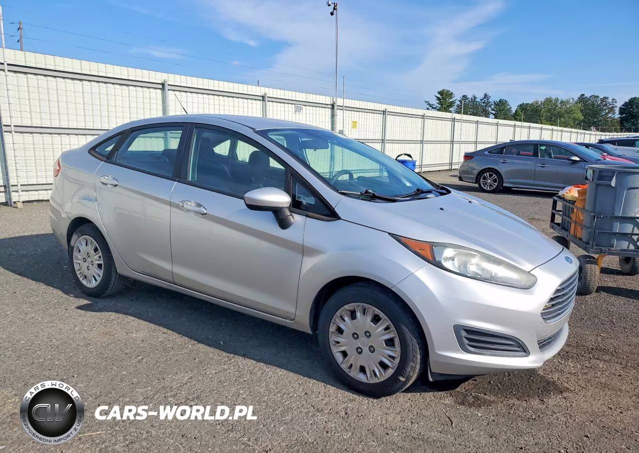 2015 Ford Fiesta S VIN:3FADP4AJ6FM218810 - 4