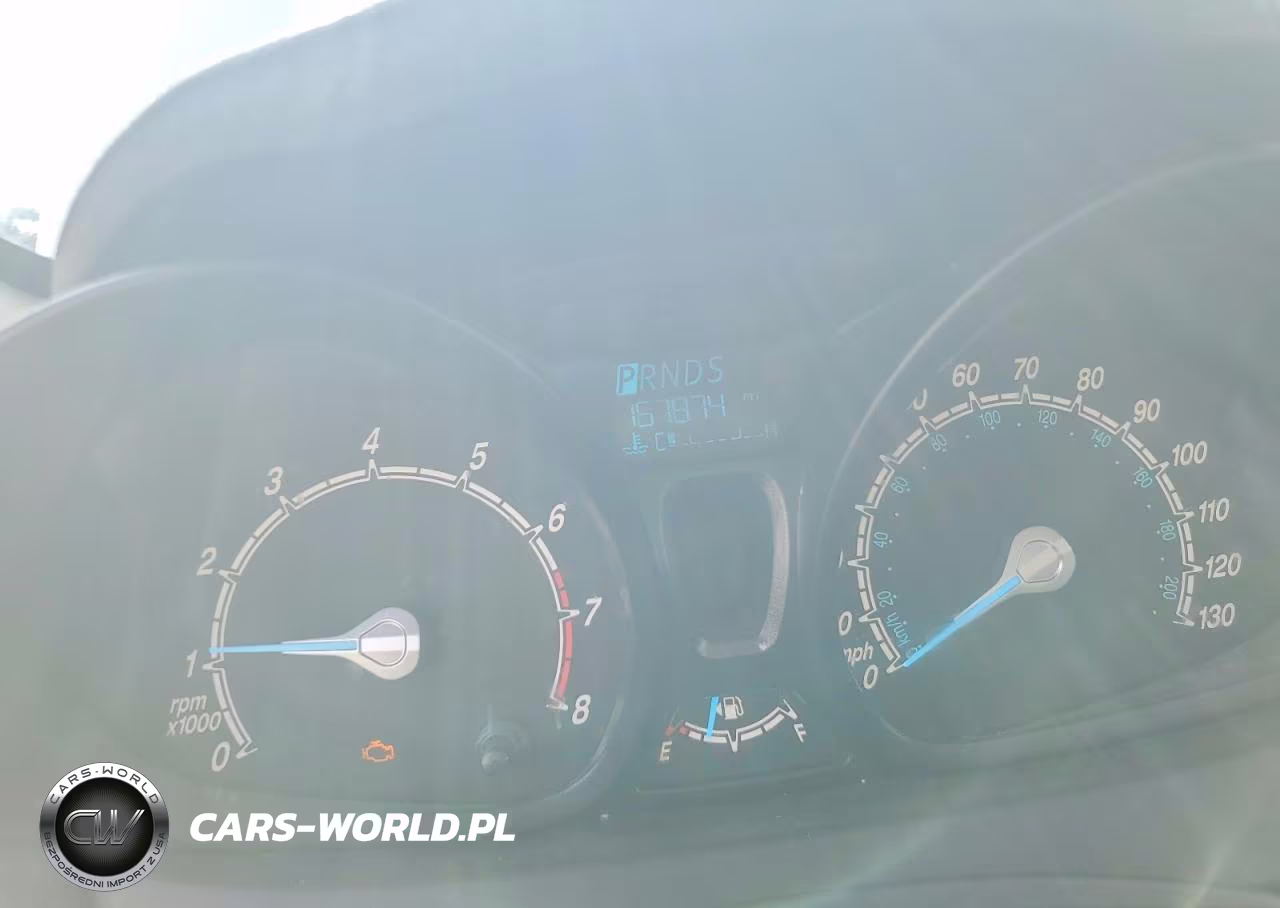 2015 Ford Fiesta S VIN:3FADP4AJ6FM218810 - 9