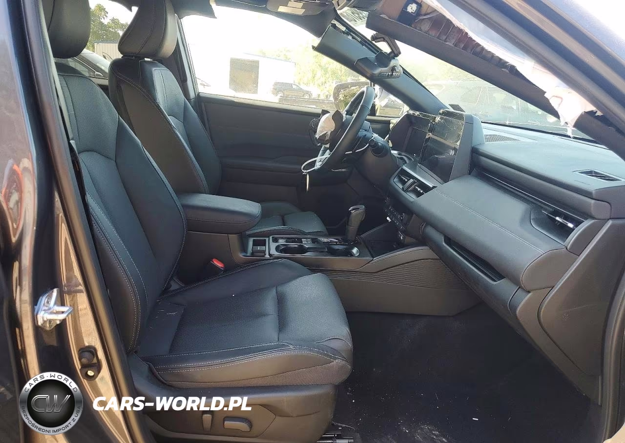 2026 Subaru Outback Touring VIN:JF2BUPED6TY480926 - 7