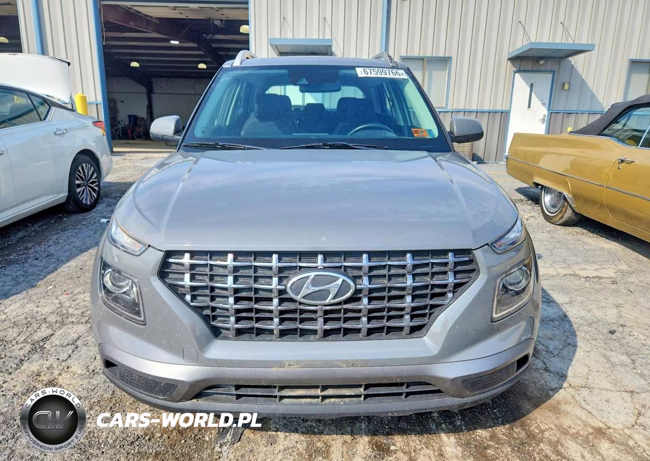 2021 Hyundai Venue Sel VIN:KMHRC8A31MU071465 - 5