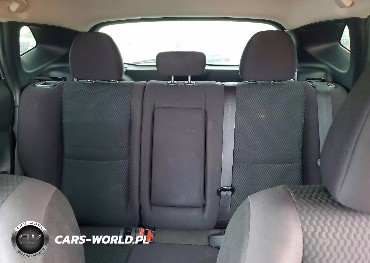 2019 Nissan Rogue Sport S VIN:JN1BJ1CP3KW212575 - 10