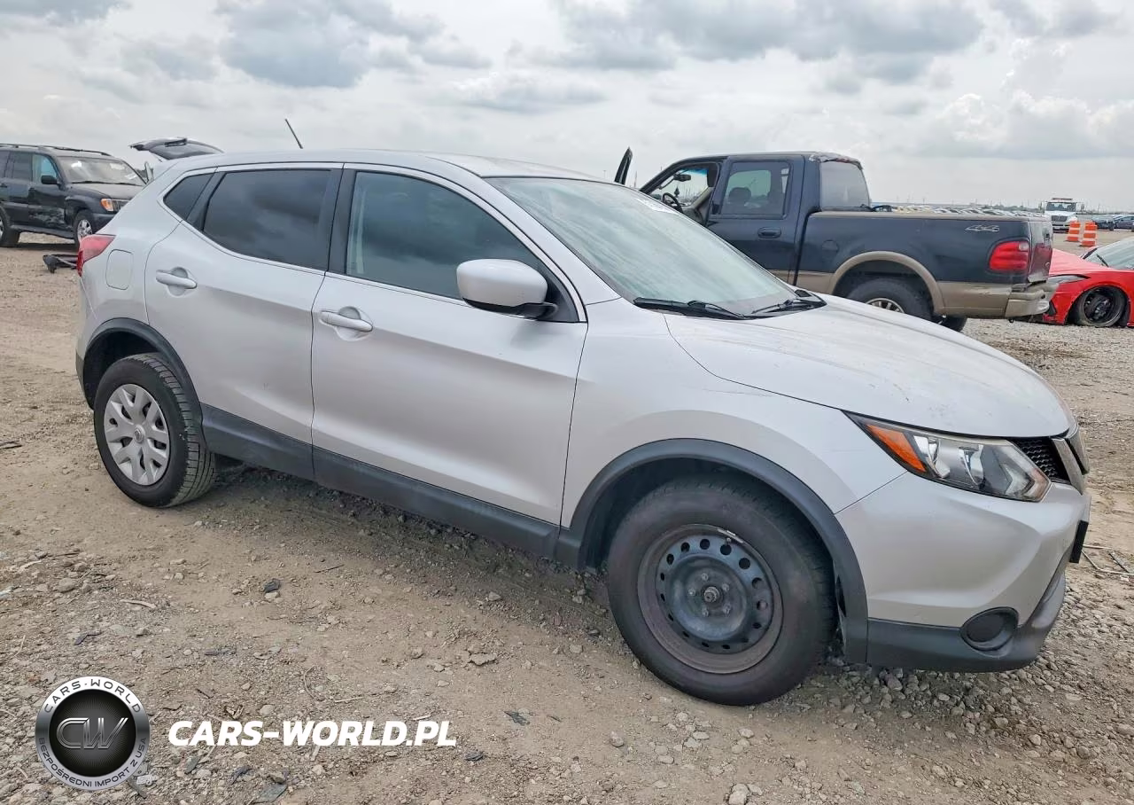 2019 Nissan Rogue Sport S VIN:JN1BJ1CP3KW212575 - 4