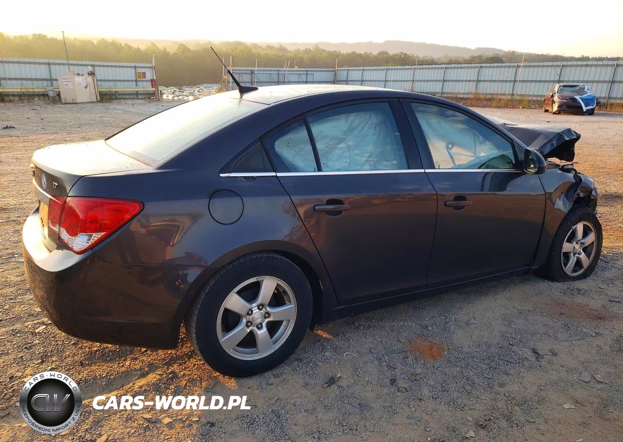 2014 Chevrolet Cruze Lt VIN:1G1PC5SB5E7247281 - 3