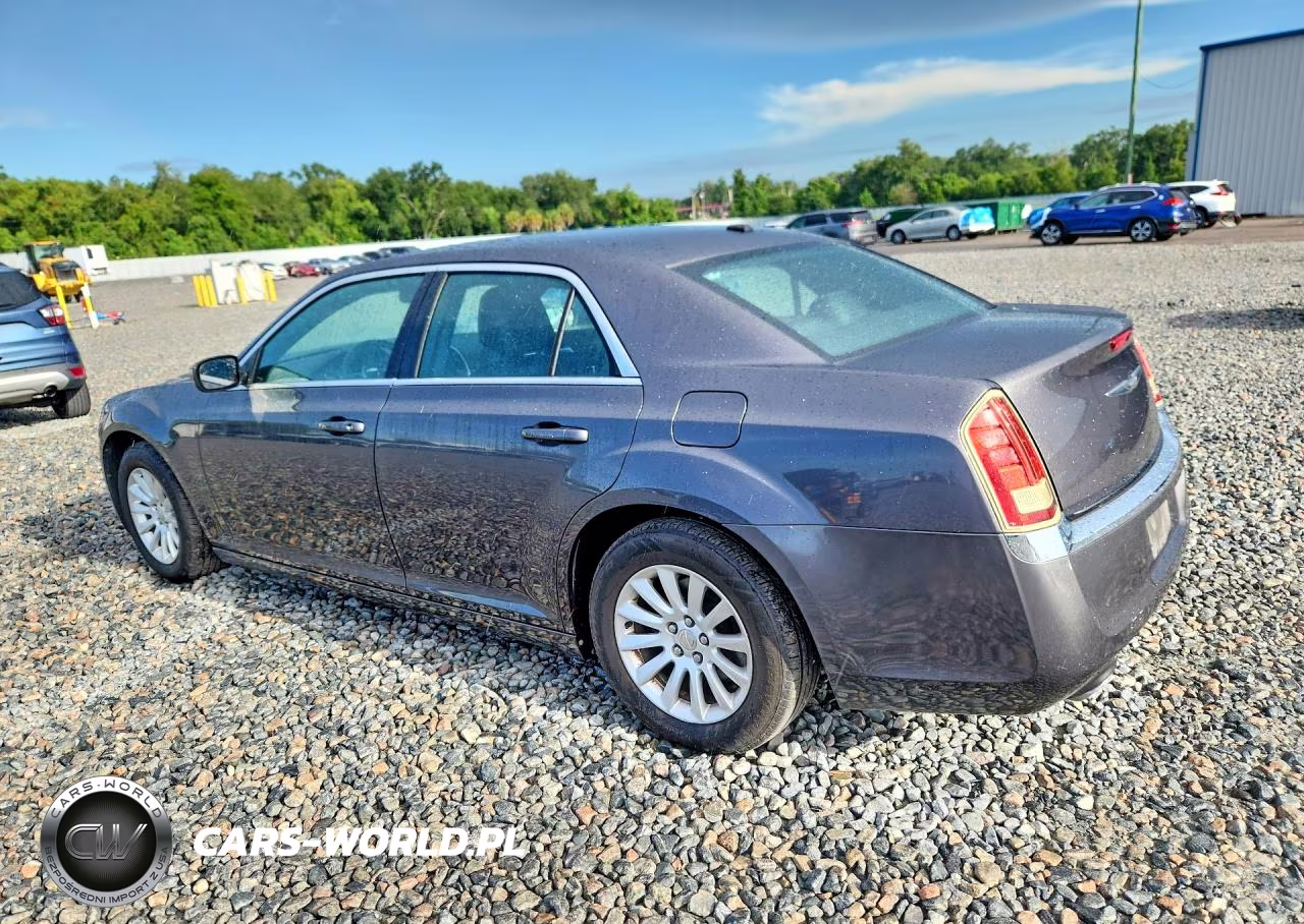 2013 Chrysler 300 VIN:2C3CCAAG3DH577617 - 2