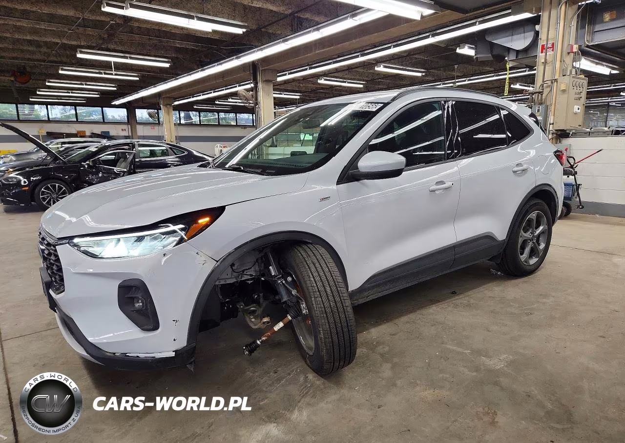 2025 Ford Escape St Line Select