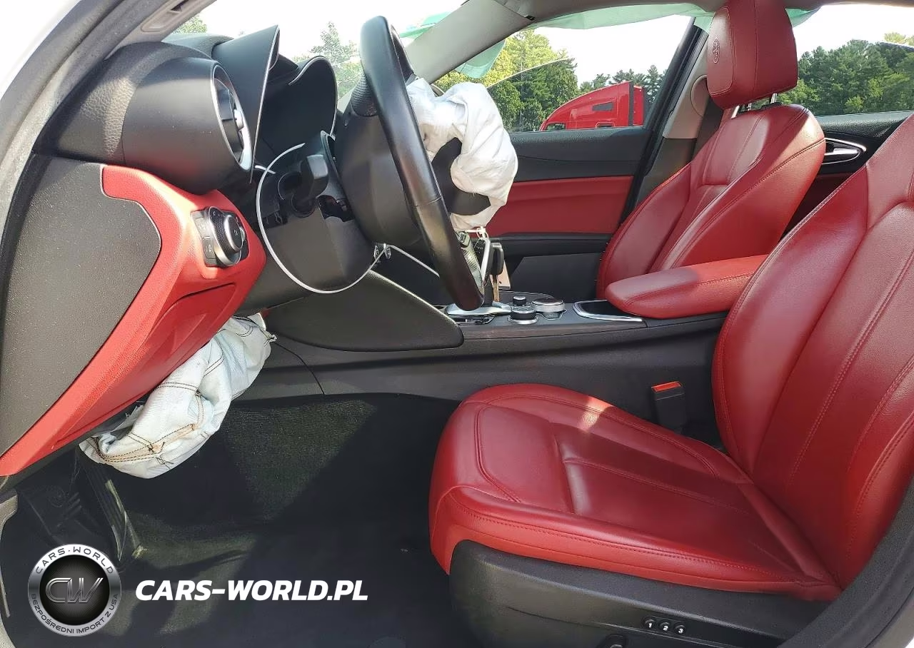 2020 Alfa Romeo Giulia Ti VIN:ZARFANBN8L7633263 - 7