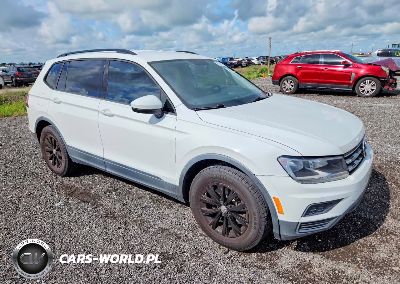 2018 Volkswagen Tiguan S VIN:3VV1B7AX7JM066757 - 4