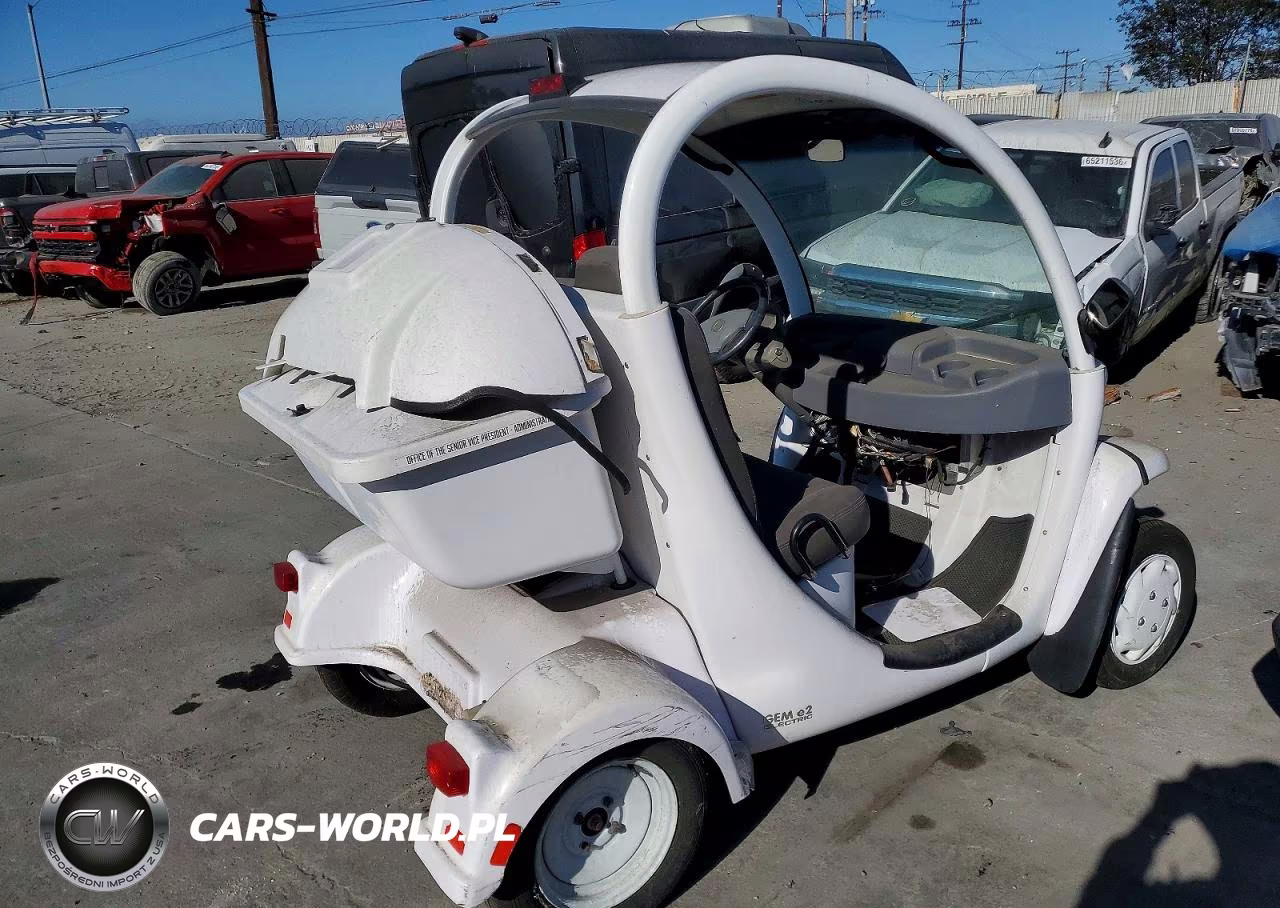 2010 Global Electric Motors E2 VIN:5ASGPGA4XAF051133 - 4