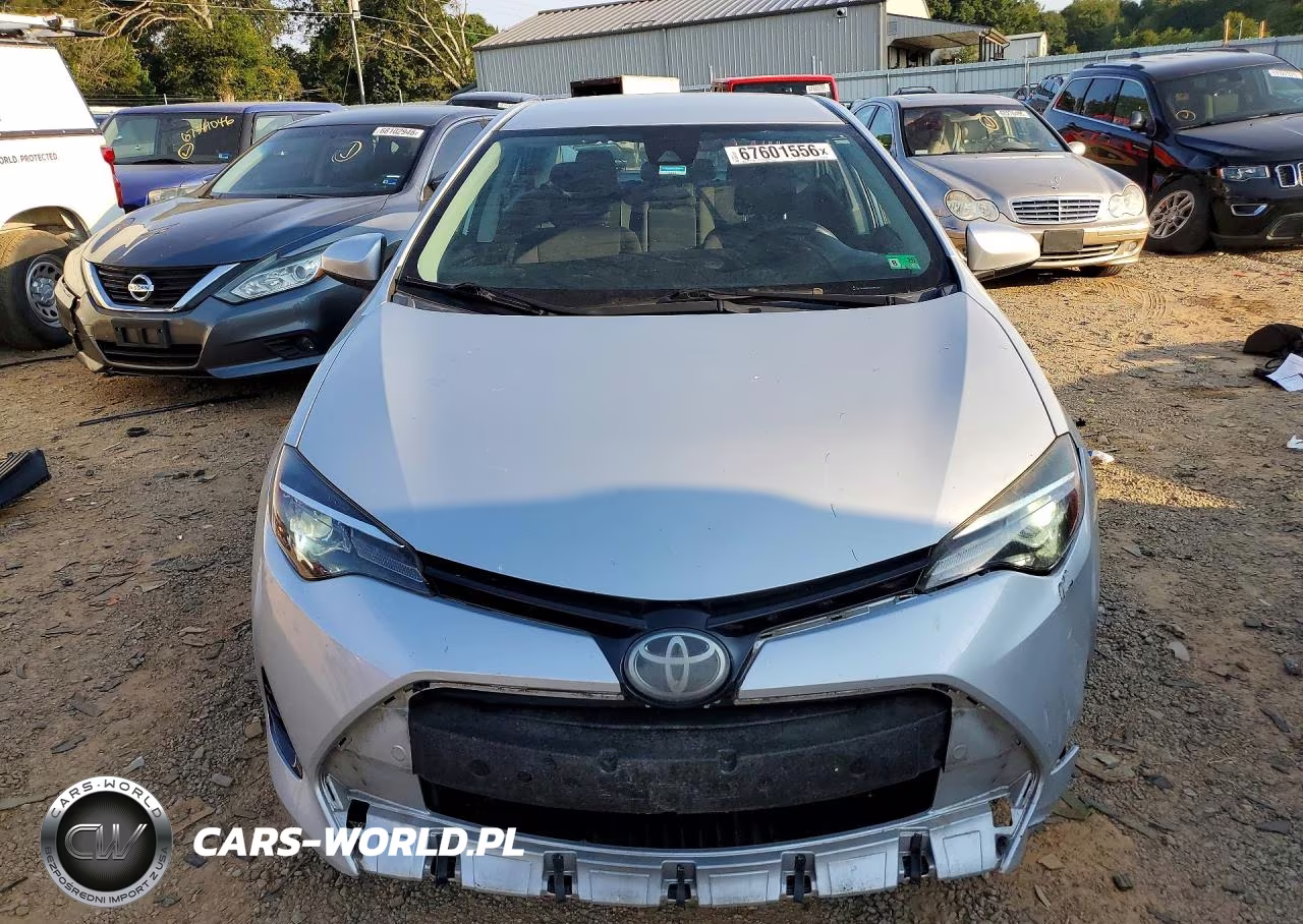 2017 Toyota Corolla Le VIN:2T1BURHE7HC904589 - 5