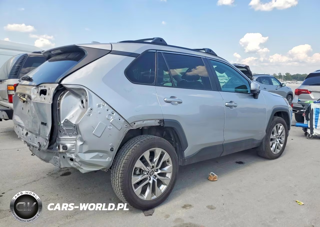 2021 Toyota Rav4 Xle Premium VIN:2T3C1RFV5MW172009 - 3