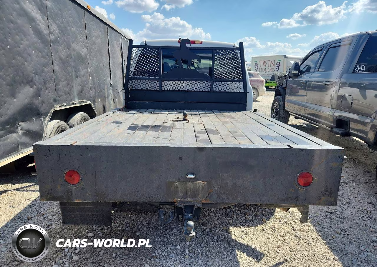 2004 Chevrolet Silverado K2500 Heavy Duty VIN:1GCHK23U94F236656 - 6