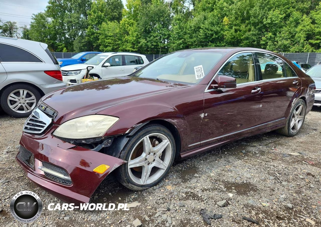 2011 Mercedes-Benz S 550