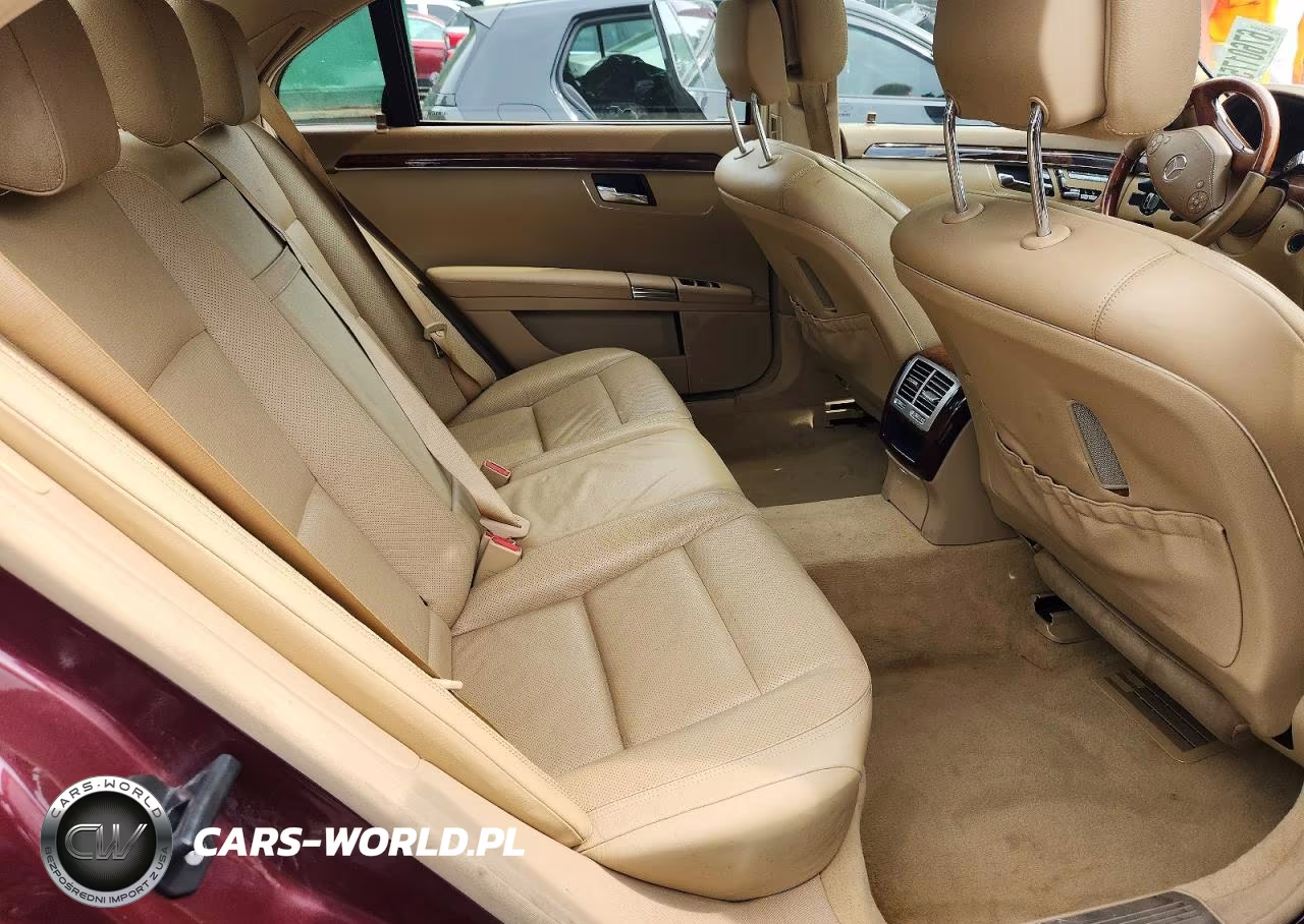 2011 Mercedes-Benz S 550 VIN:WDDNG7BB5BA376186 - 10