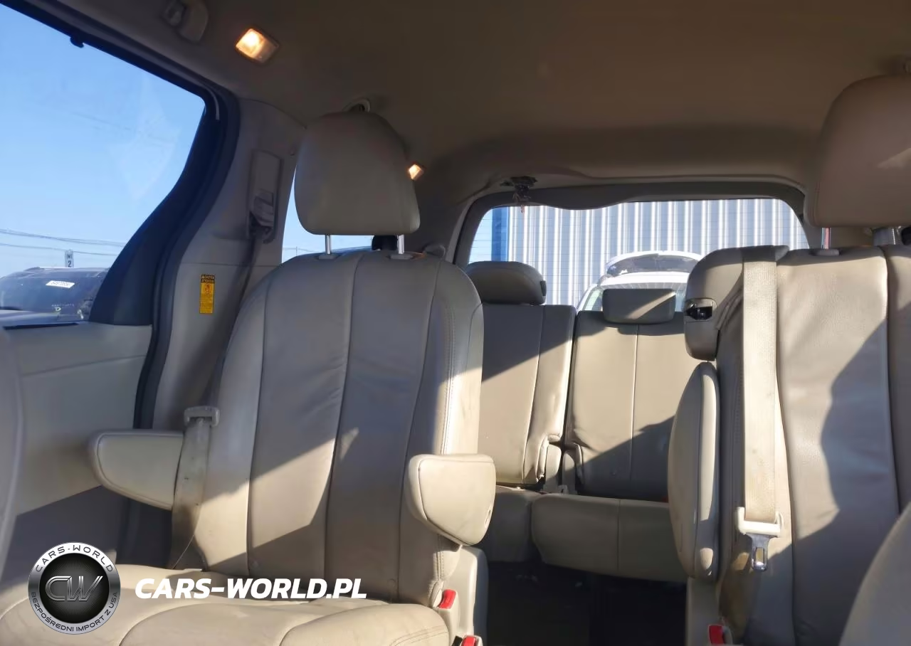 2014 Toyota Sienna Xle 8-Passenger VIN:5TDYK3DC1ES511577 - 10
