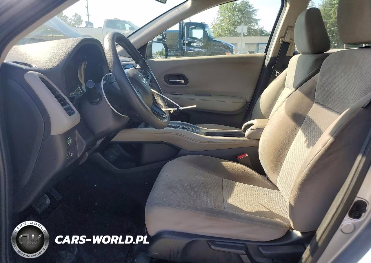 2018 Honda Hr-V Lx VIN:3CZRU5H37JM719469 - 7