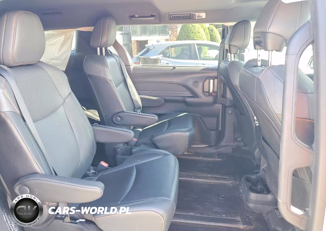 2021 Toyota Sienna Xse VIN:5TDDSKFC9MS004351 - 11