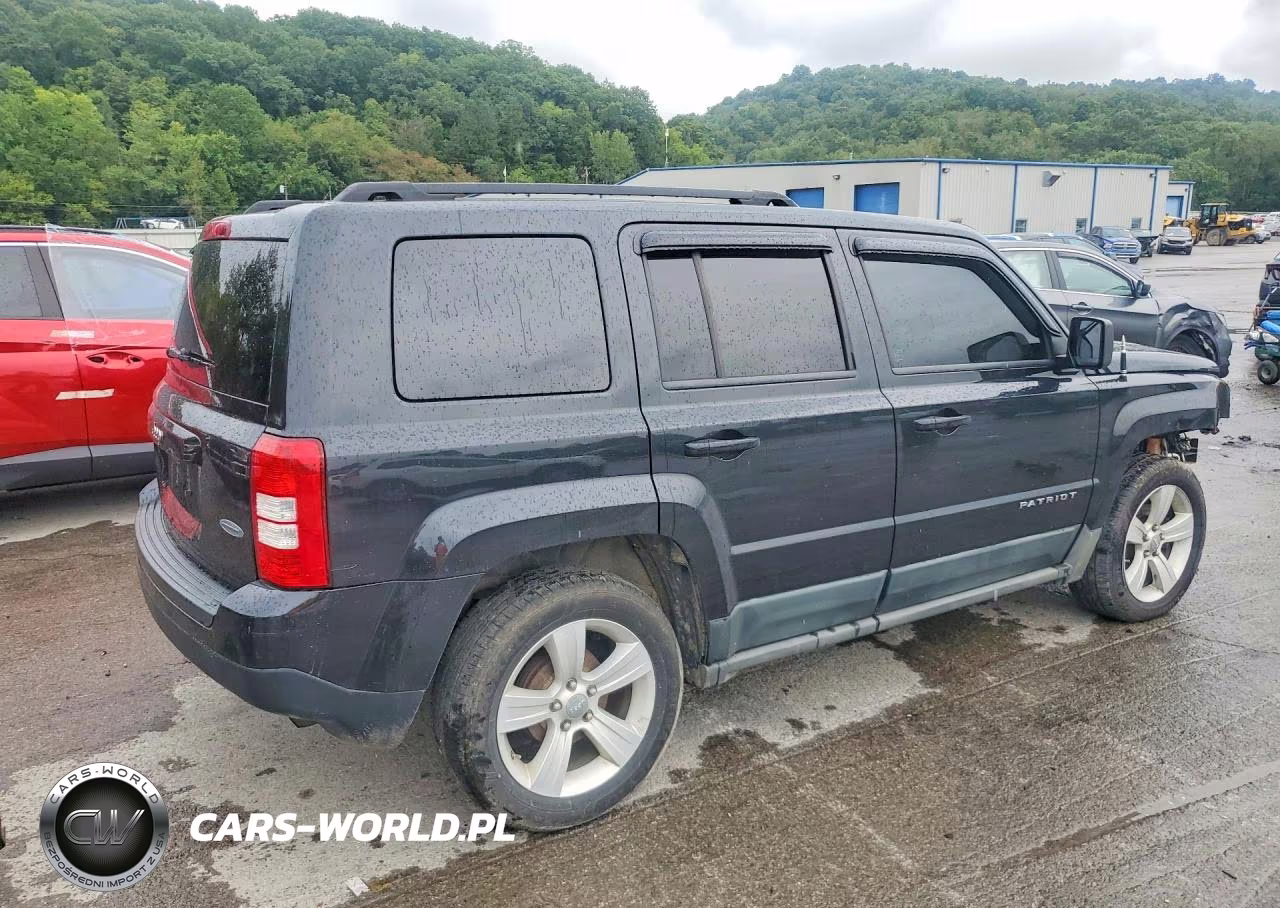 2011 Jeep Patriot Sport VIN:1J4NT1GA8BD146878 - 3