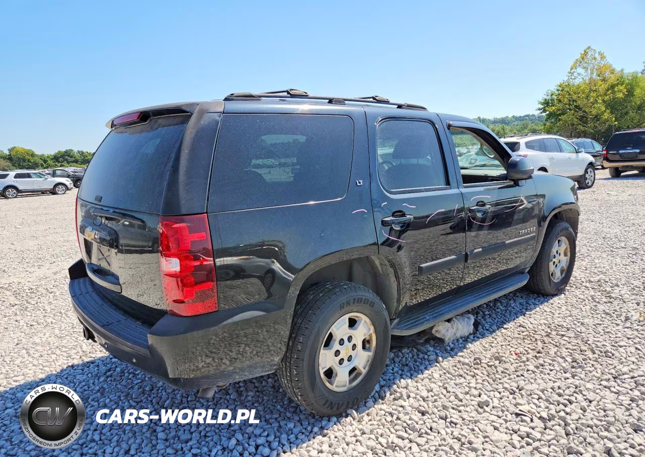 2007 Chevrolet Tahoe C1500 VIN:1GNFC130X7R154876 - 3