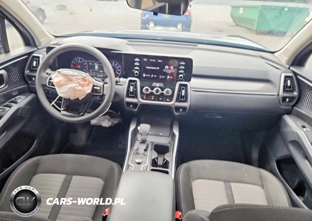 2023 Kia Sorento Lx VIN:5XYRG4LC5PG211618 - 8