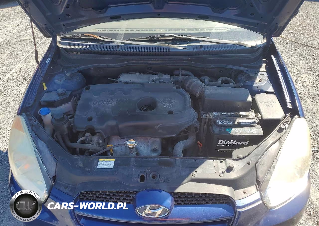 2008 Hyundai Accent Gs VIN:KMHCM36C28U078431 - 11