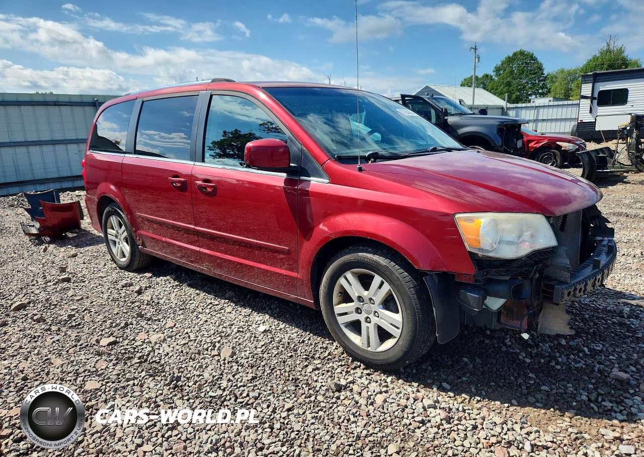 2011 Dodge Grand Caravan Crew VIN:2D4RN5DG1BR611843 - 4