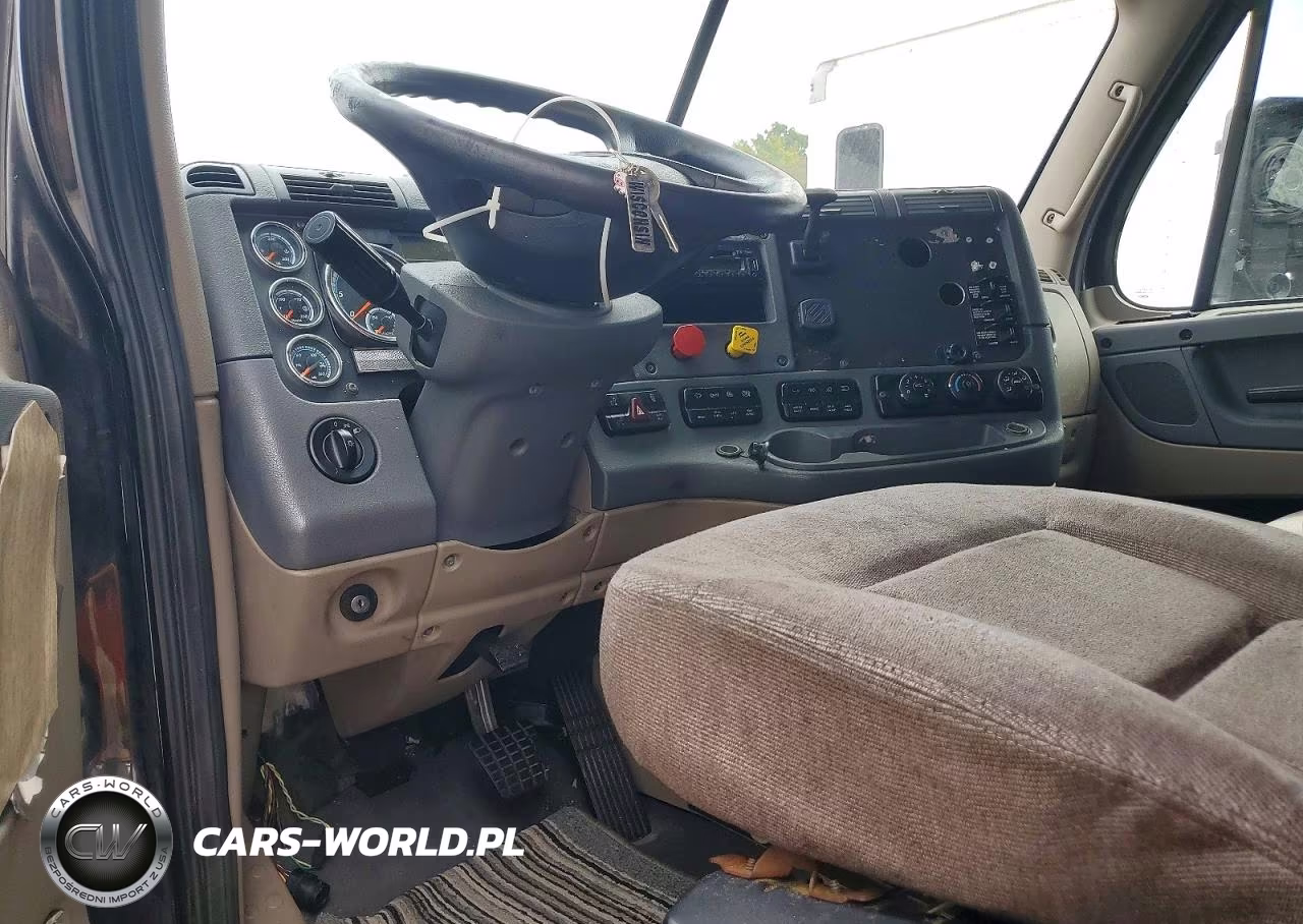 2016 Freightliner Cascadia 125 VIN:3AKJGLD57GSHB9922 - 8