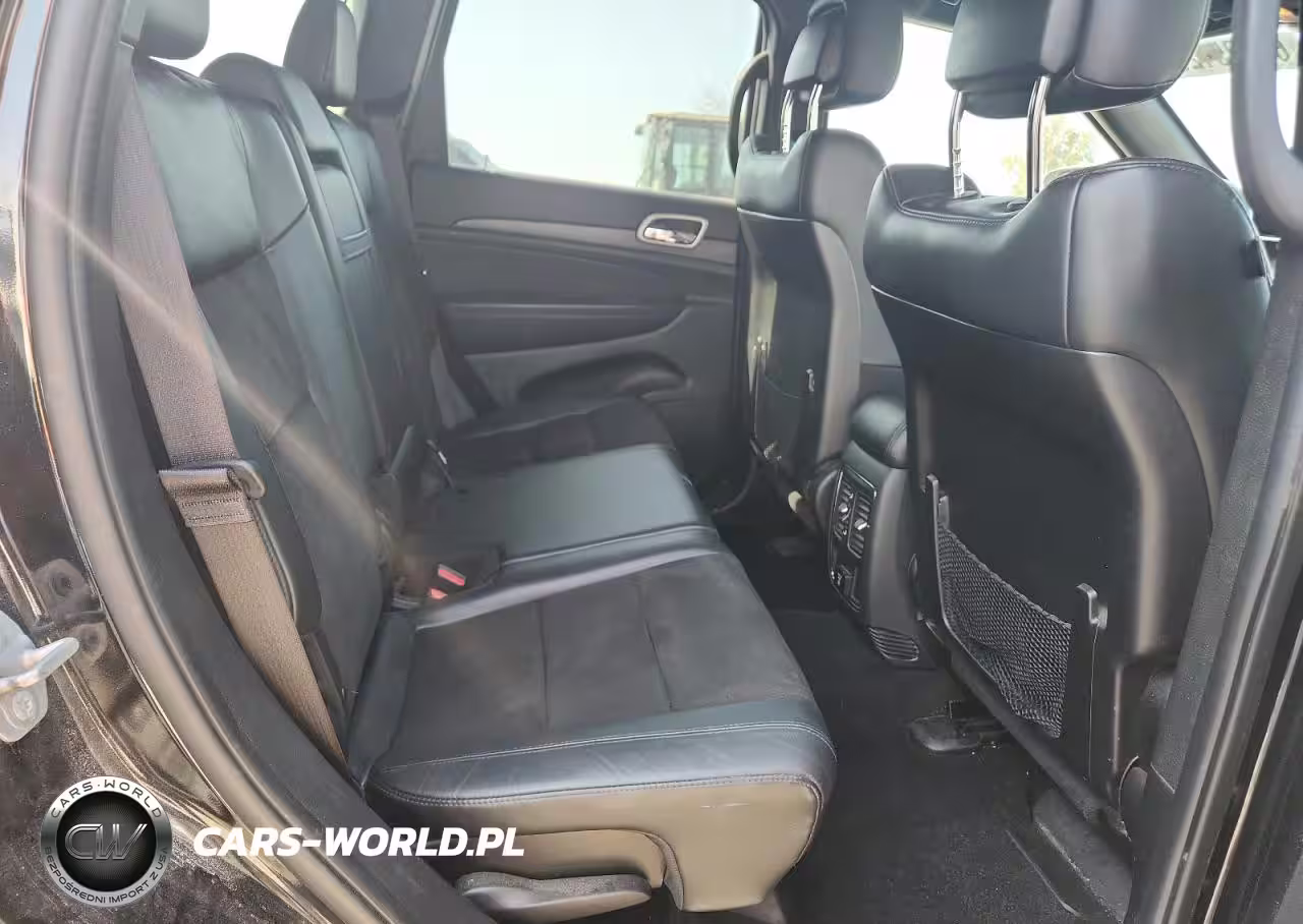 2021 Jeep Grand Cherokee Laredo VIN:1C4RJFAG9MC857022 - 10
