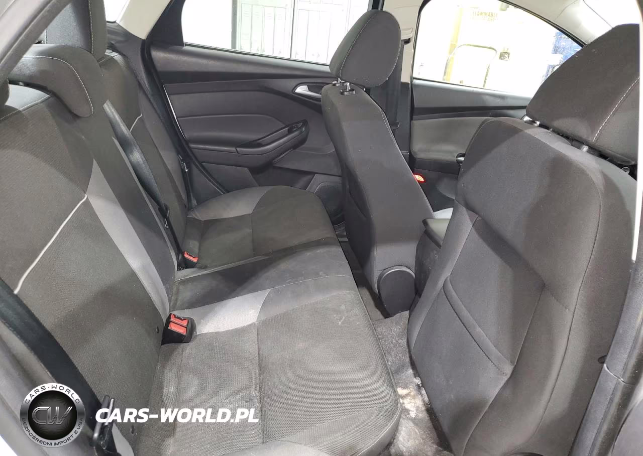 2014 Ford Focus Se VIN:1FADP3F2XEL128376 - 10