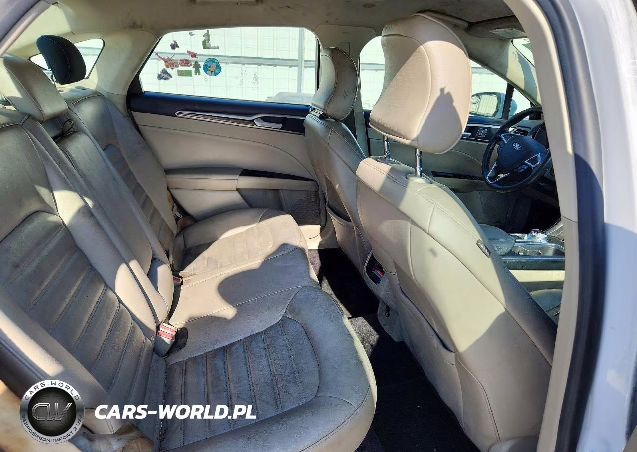 2017 Ford Fusion Se VIN:3FA6P0HD8HR130767 - 10