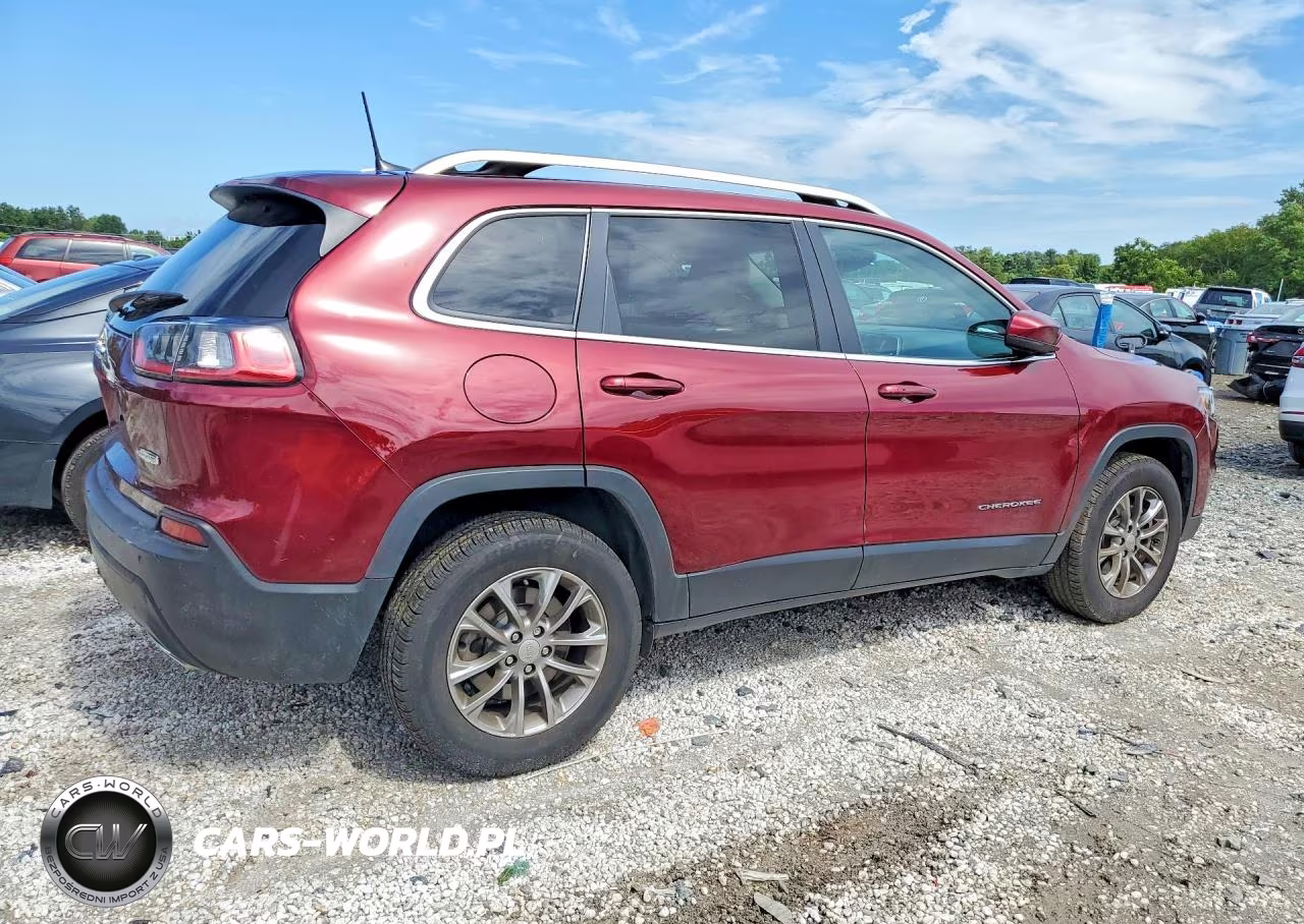 2021 Jeep Cherokee Latitude Lux VIN:1C4PJMMX2MD115448 - 3