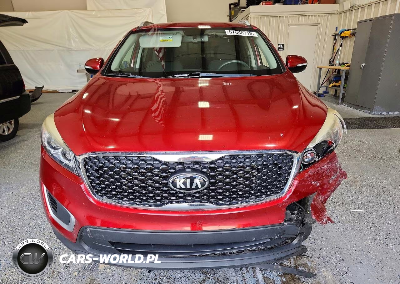 2018 Kia Sorento Lx VIN:5XYPG4A34JG357042 - 5