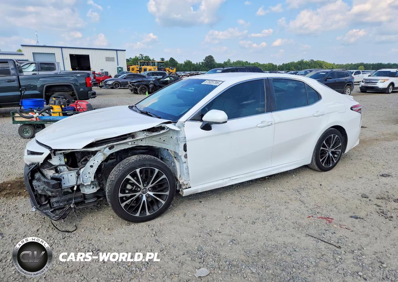 2018 Toyota Camry Se VIN:4T1B11HK3JU661822 - 1