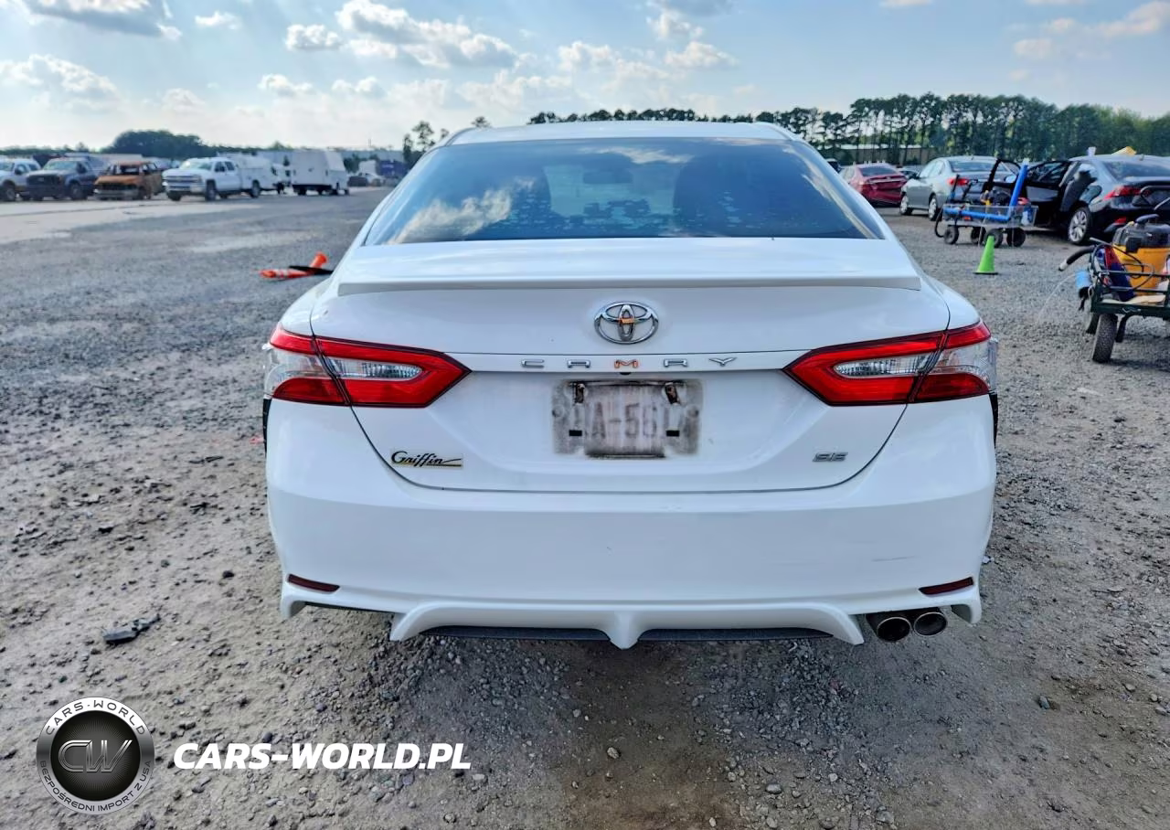 2018 Toyota Camry Se VIN:4T1B11HK3JU661822 - 6