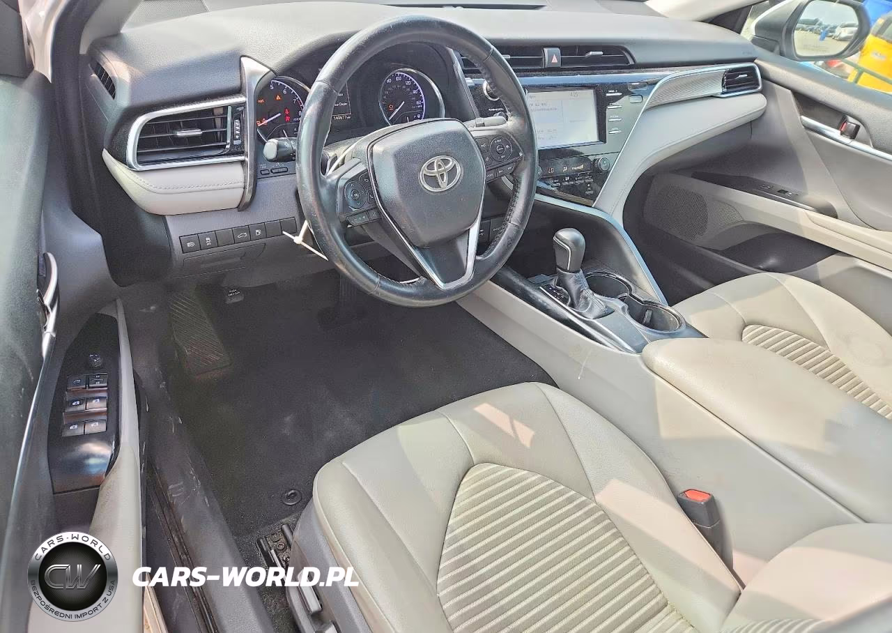 2018 Toyota Camry Se VIN:4T1B11HK3JU661822 - 8