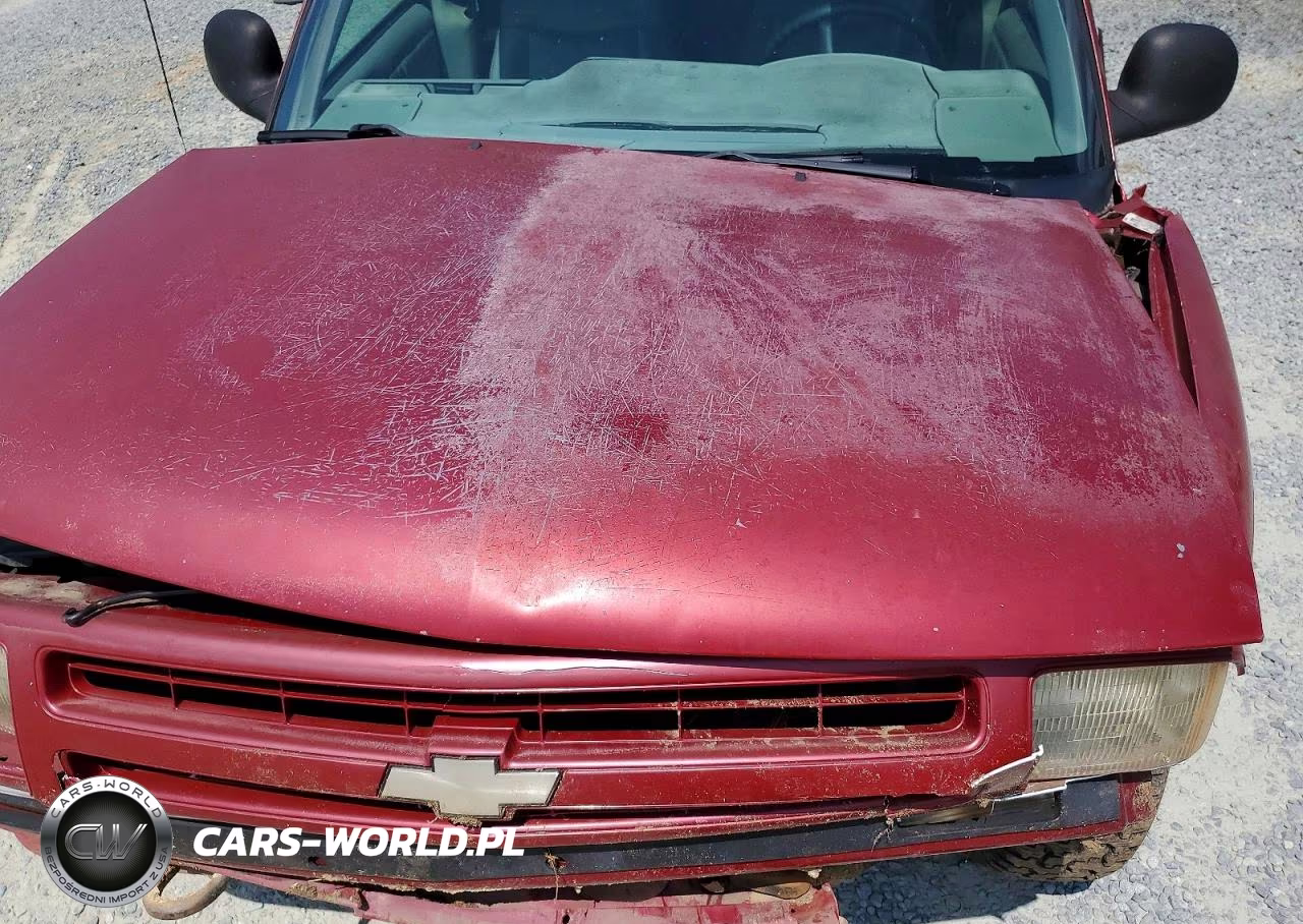 1997 Chevrolet Blazer VIN:1GNDT13W3V2186120 - 12