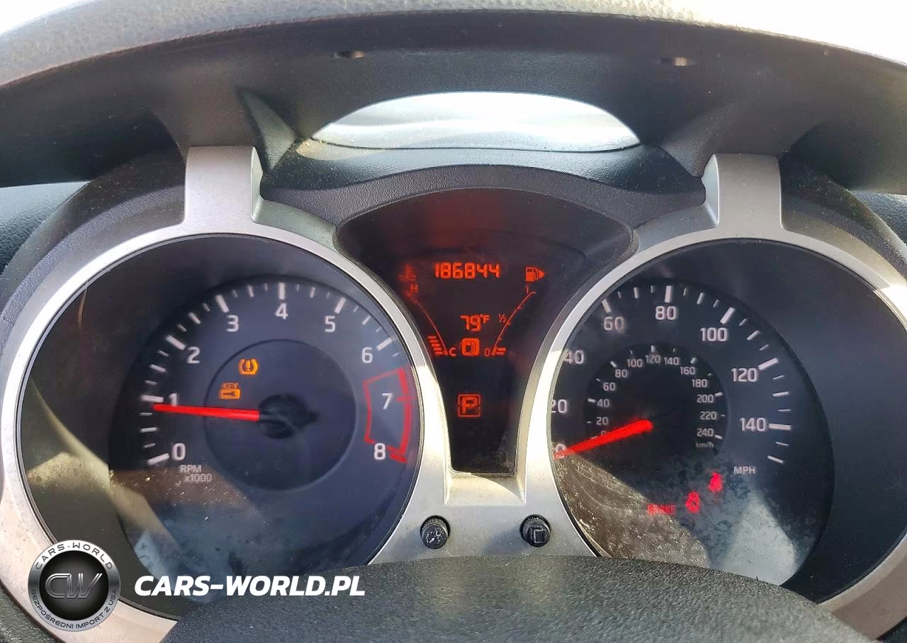 2011 Nissan Juke S VIN:JN8AF5MR2BT000113 - 9