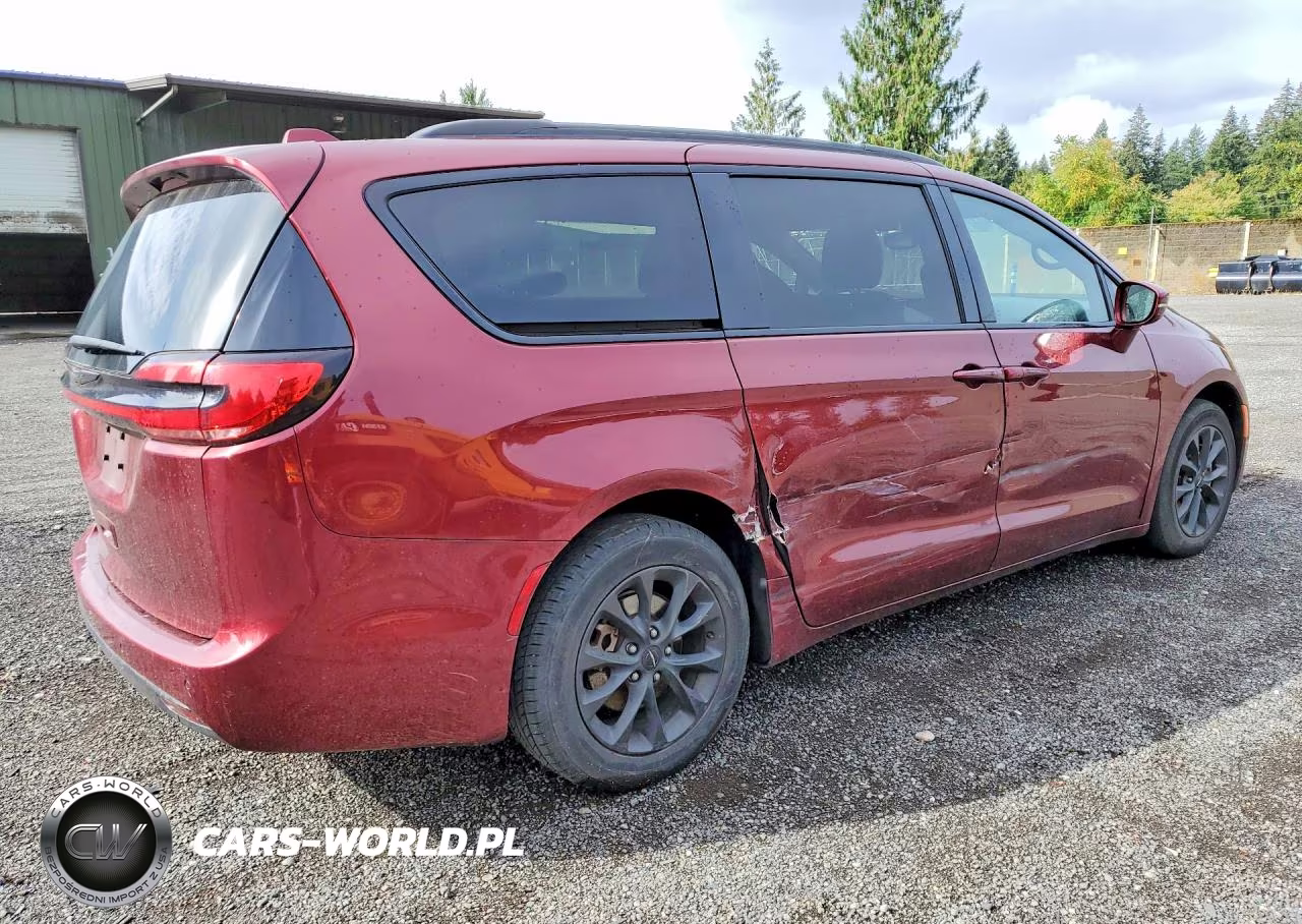 2021 Chrysler Pacifica Touring L VIN:2C4RC1BG5MR535299 - 3