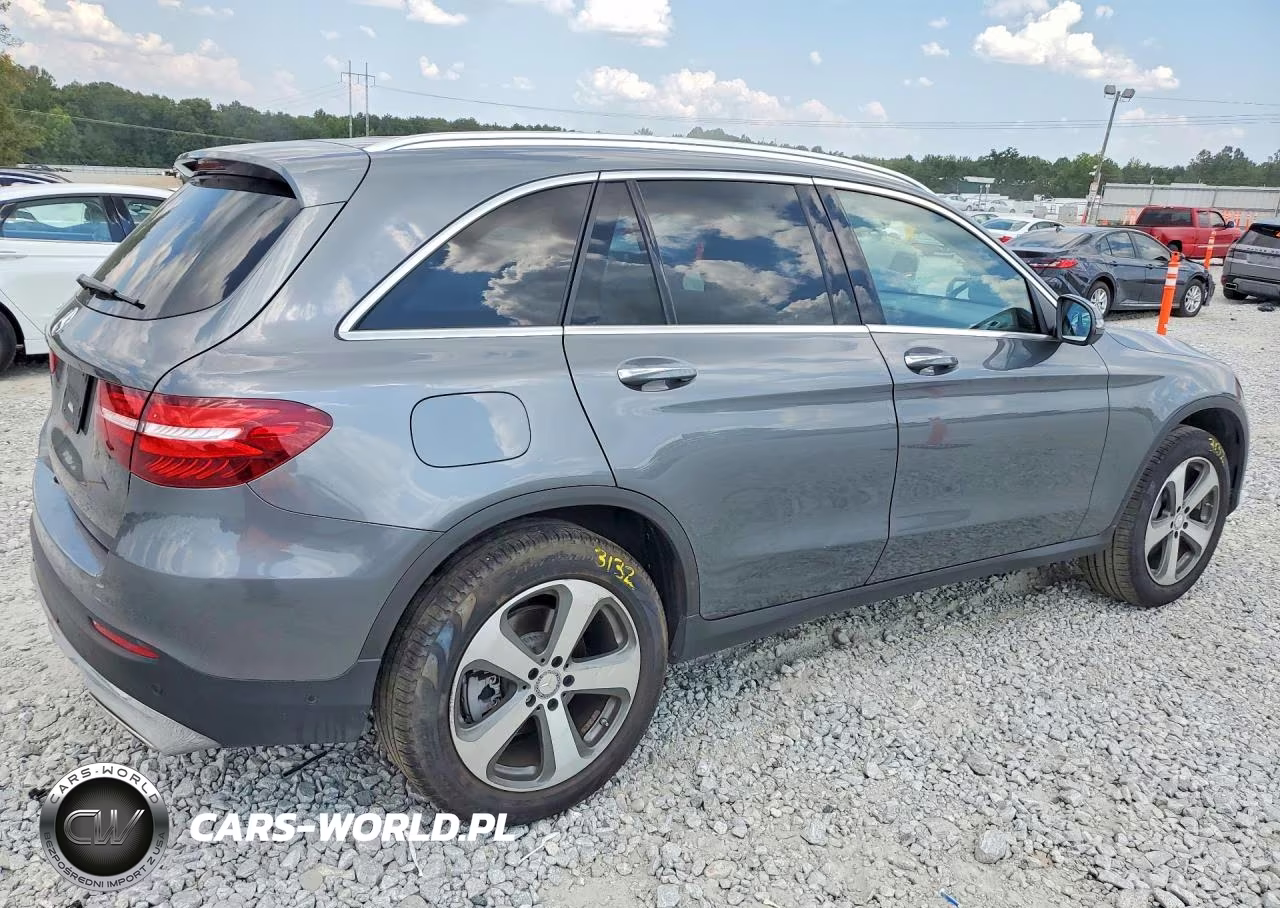 2017 Mercedes-Benz Glc 300 VIN:WDC0G4JB8HF115984 - 3