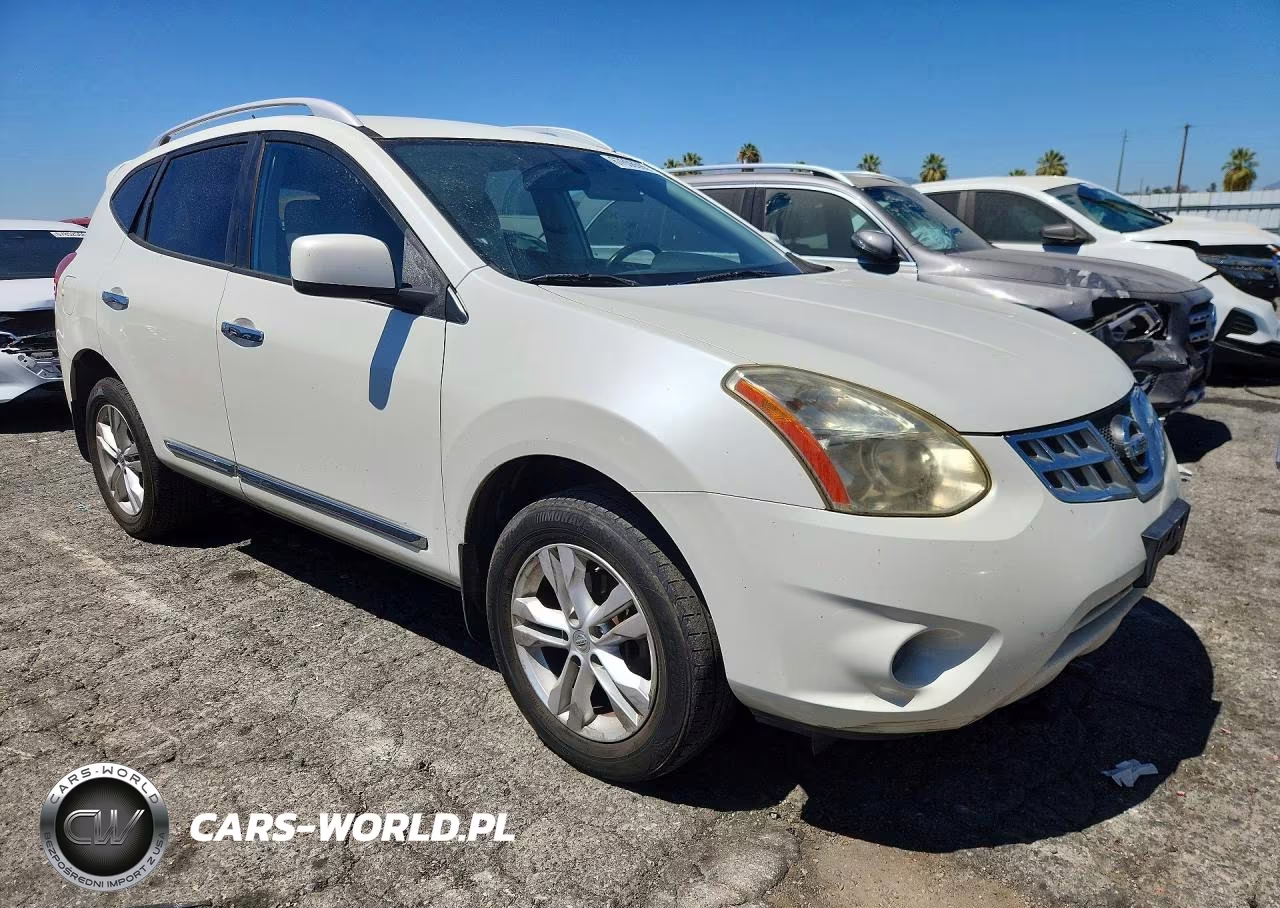 2013 Nissan Rogue S VIN:JN8AS5MT7DW003811 - 4