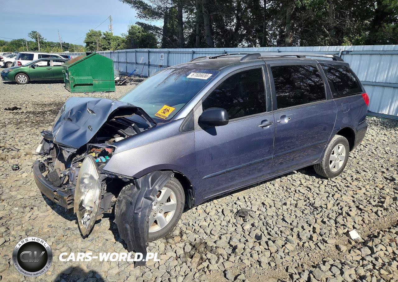 2009 Toyota Sienna Le 7-Passenger