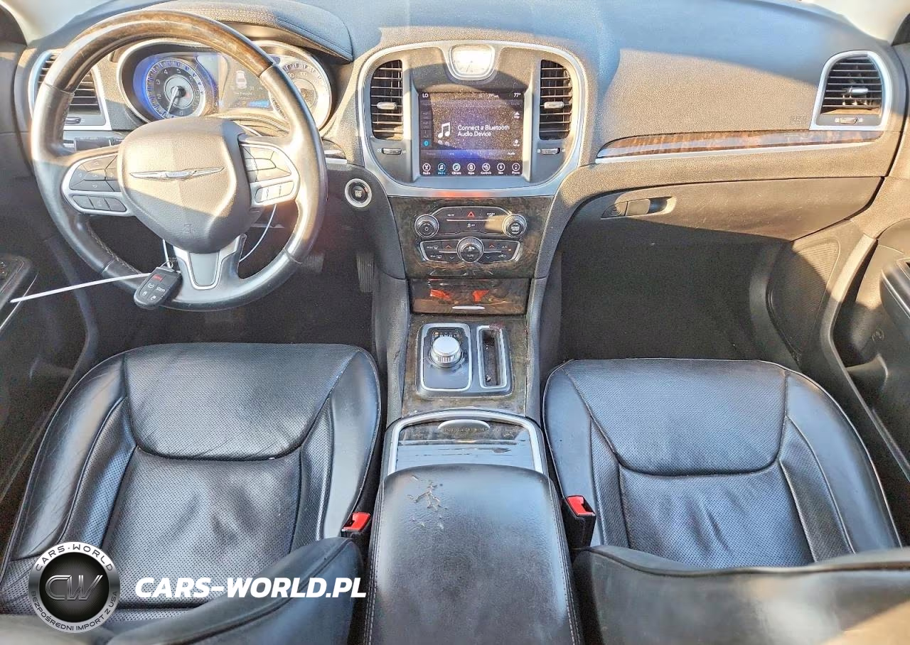 2017 Chrysler 300C VIN:2C3CCAEG4HH552032 - 8