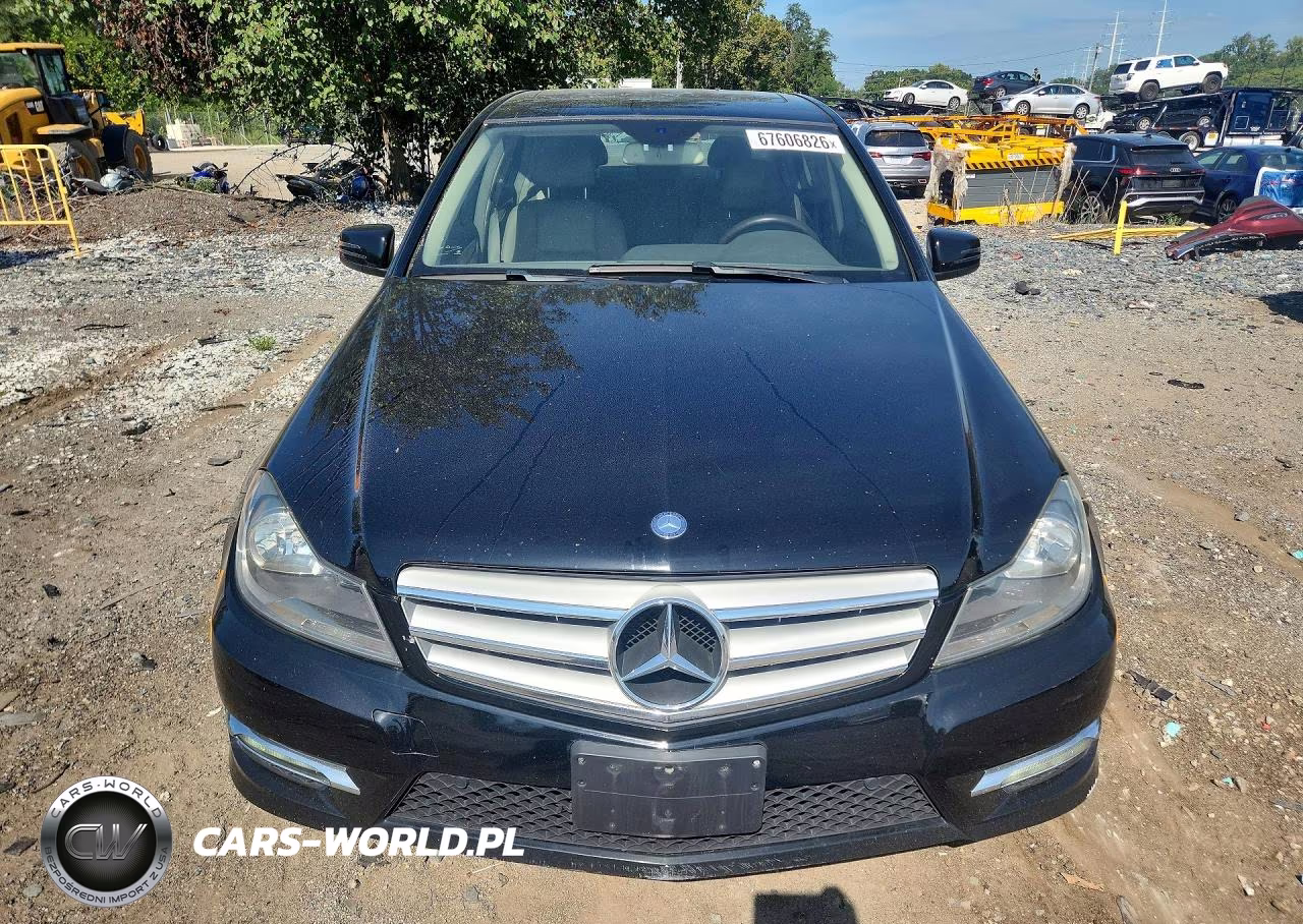 2013 Mercedes-Benz C 300 4Matic VIN:WDDGF8AB8DR276834 - 5