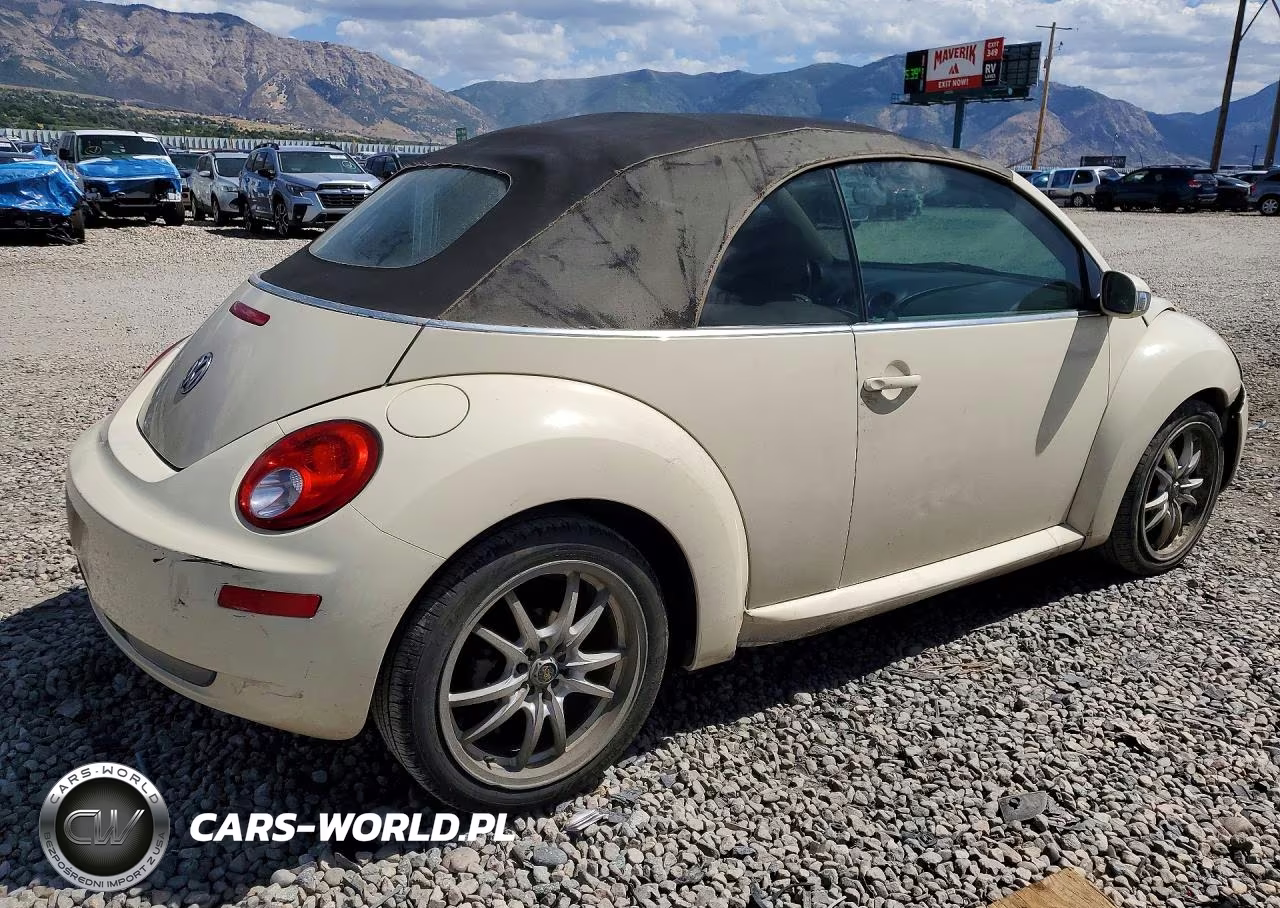 2008 Volkswagen New Beetle Convertible S VIN:3VWPF31Y88M401644 - 3