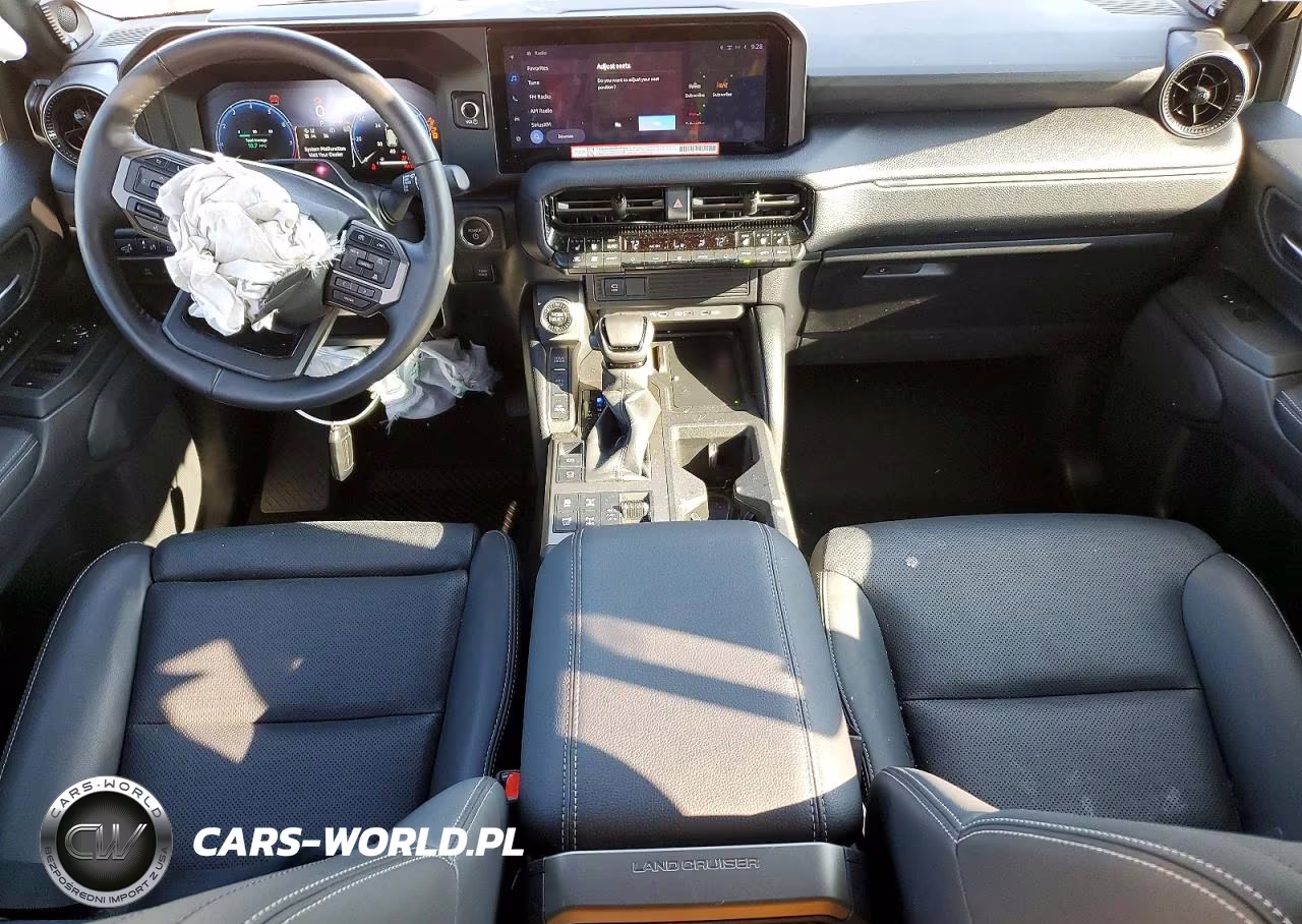 2025 Toyota Land Cruiser Base VIN:JTEABFAJ2S5013875 - 8