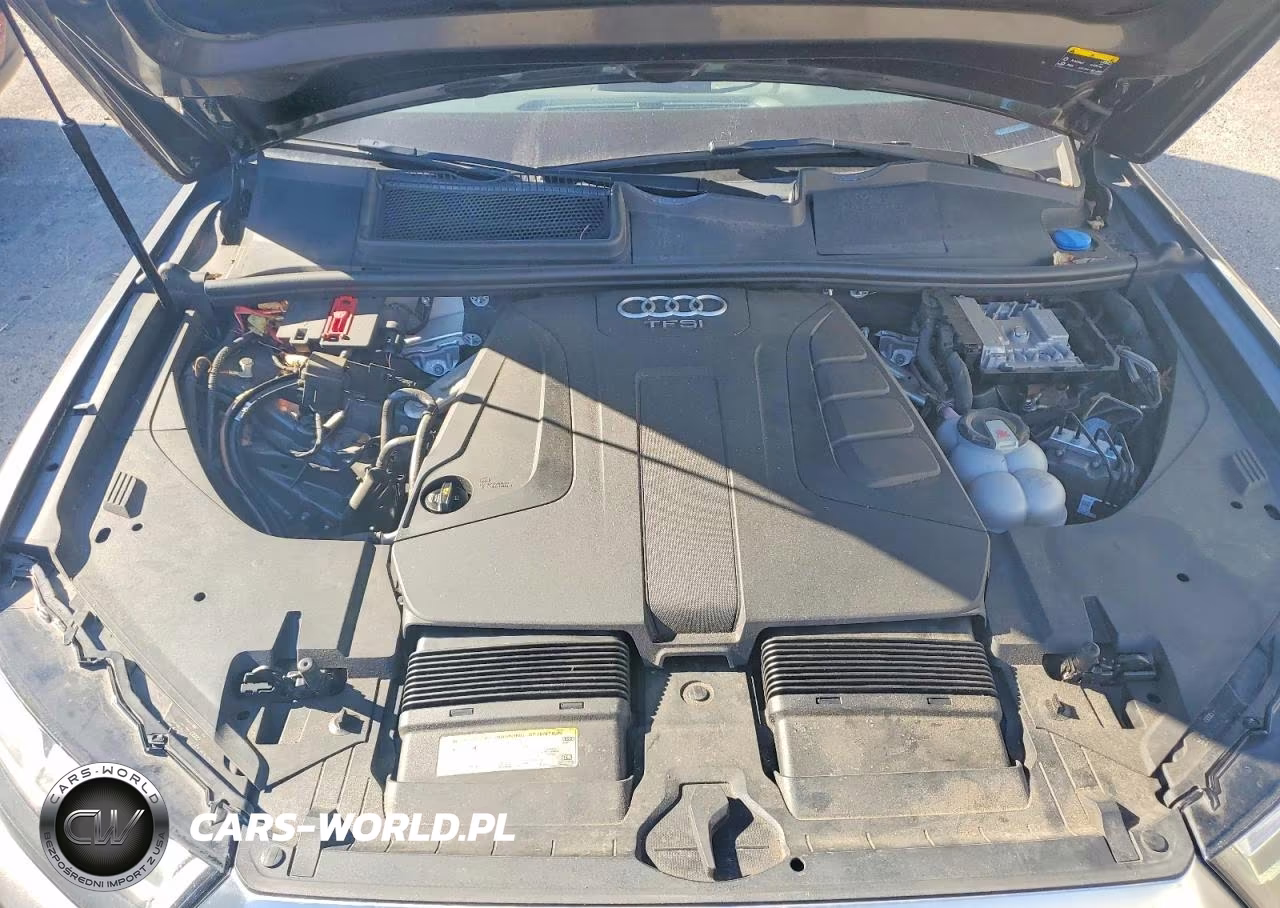 2018 Audi Q7 Premium Plus VIN:WA1LHAF76JD042385 - 12