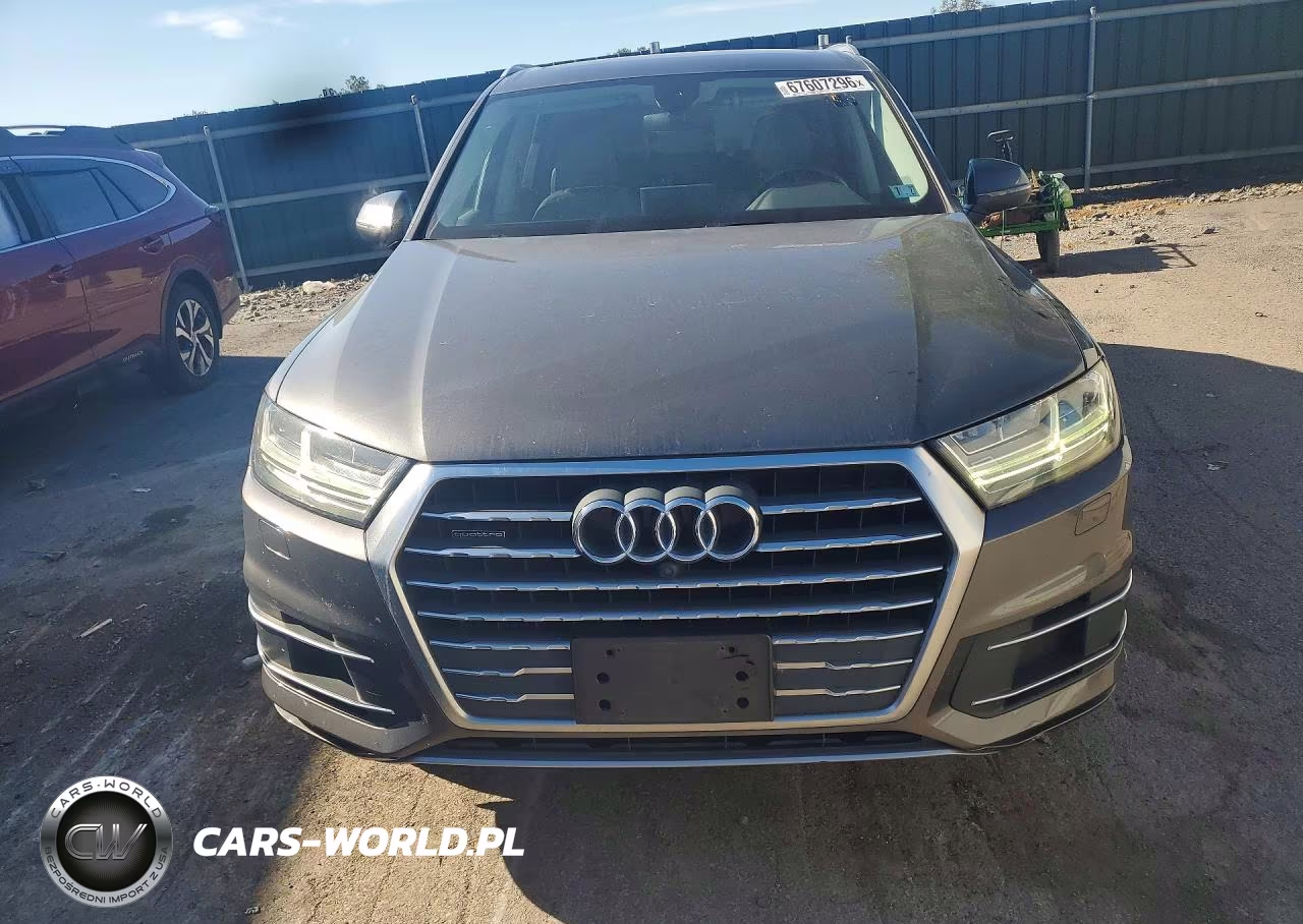 2018 Audi Q7 Premium Plus VIN:WA1LHAF76JD042385 - 5