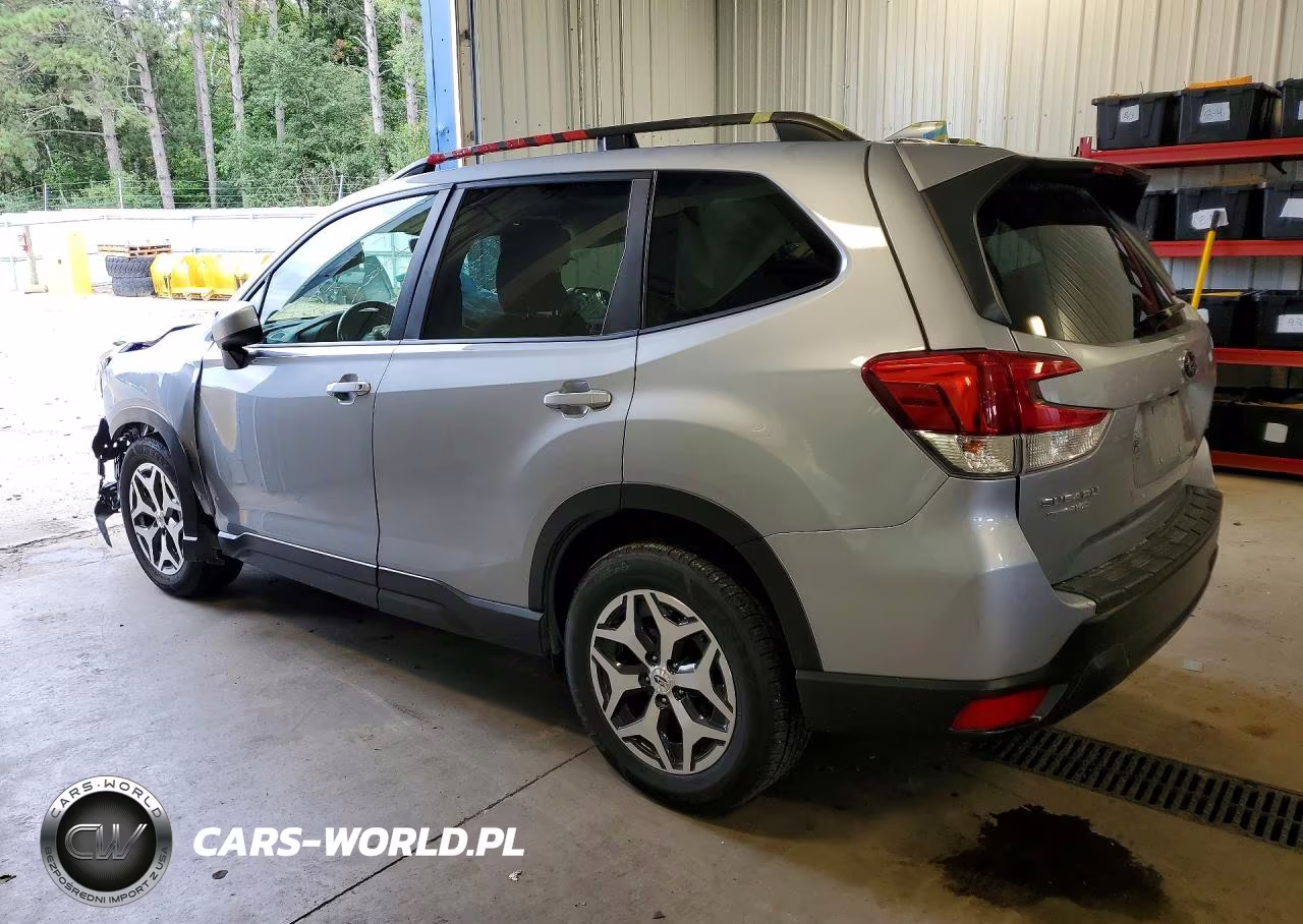 2021 Subaru Forester Premium VIN:JF2SKAJC9MH470022 - 2