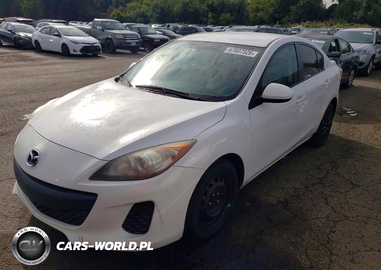 2013 Mazda 3 I