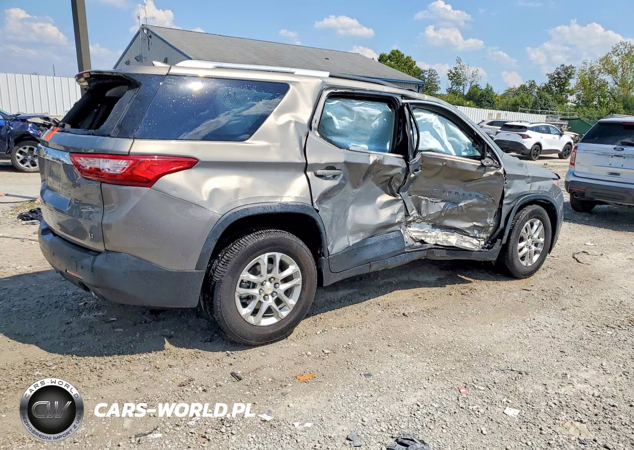 2018 Chevrolet Traverse Lt VIN:1GNERGKW2JJ280271 - 3