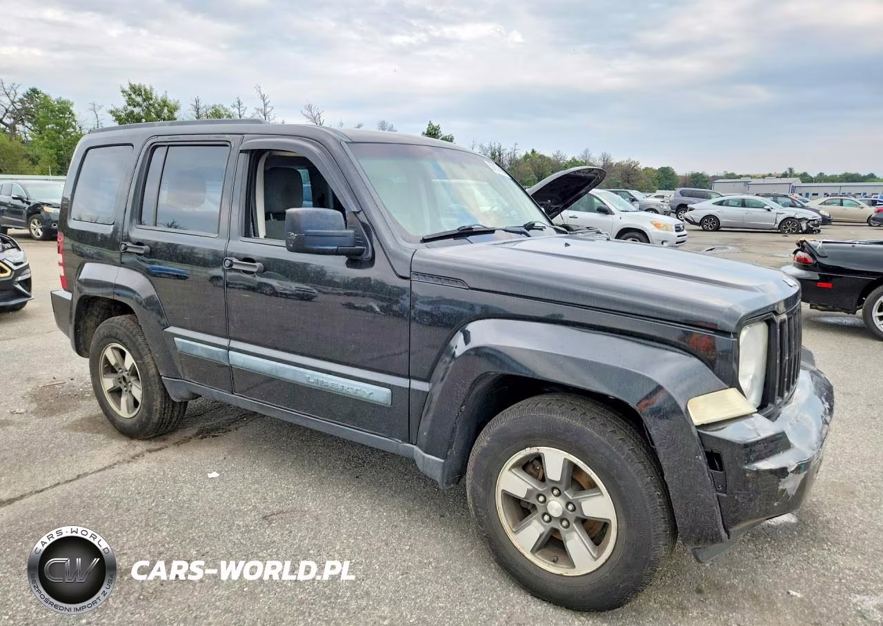 2008 Jeep Liberty Sport VIN:1J8GN28KX8W255712 - 4